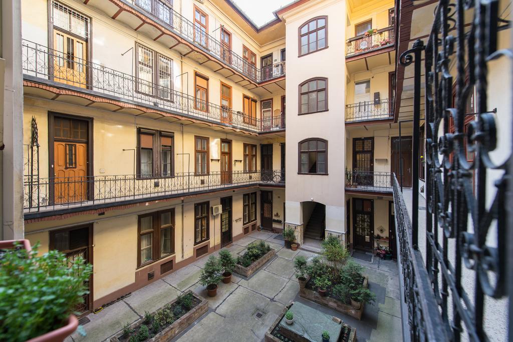 Oasis Apartments - Budapest City Park Luaran gambar